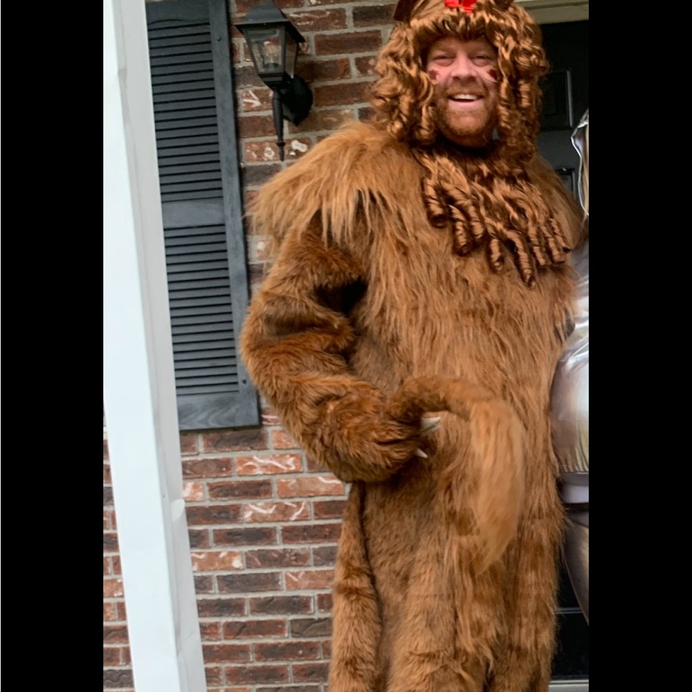 Wizard of Oz Cowardly Lion Costume for Adults